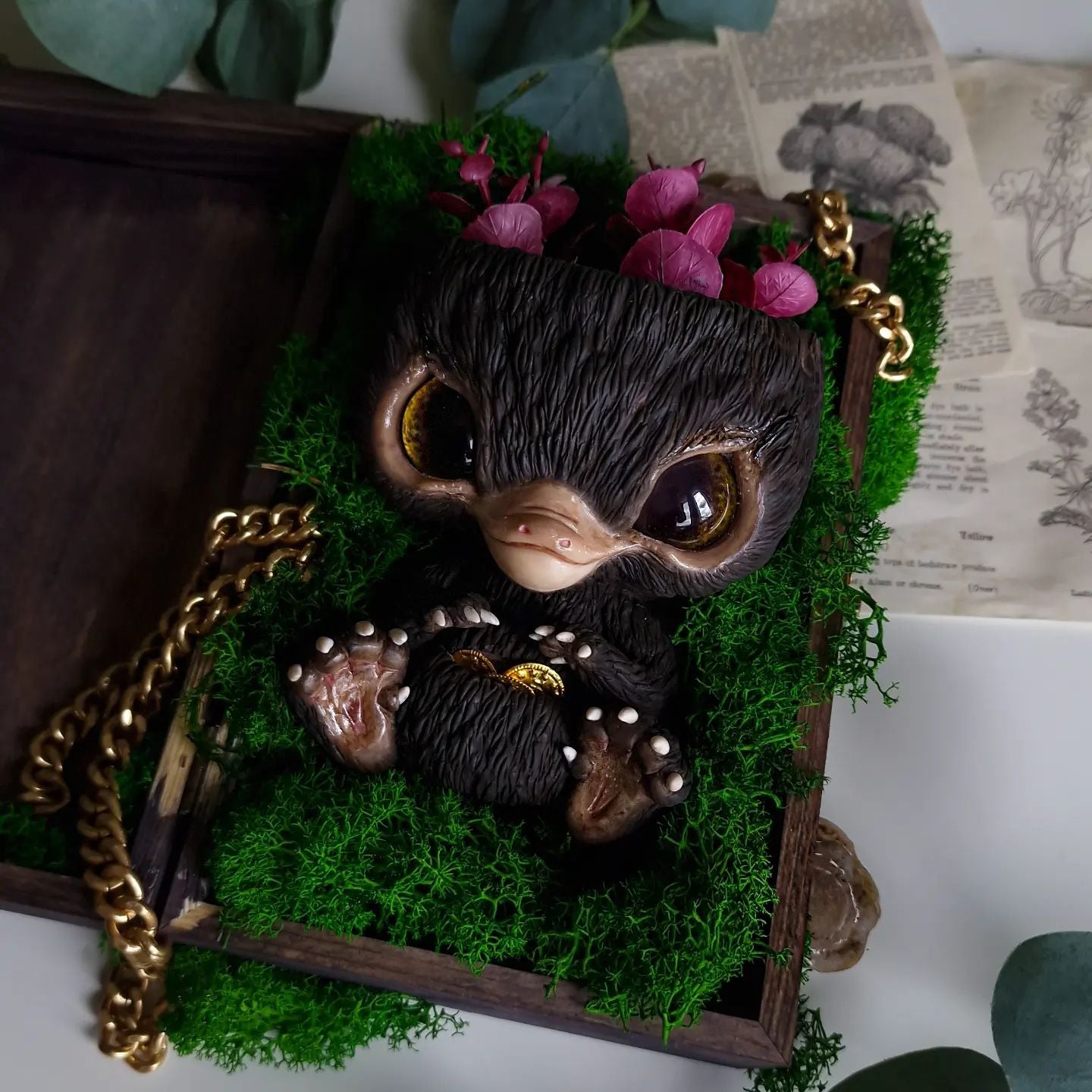 Niffler, pot for plants, planters